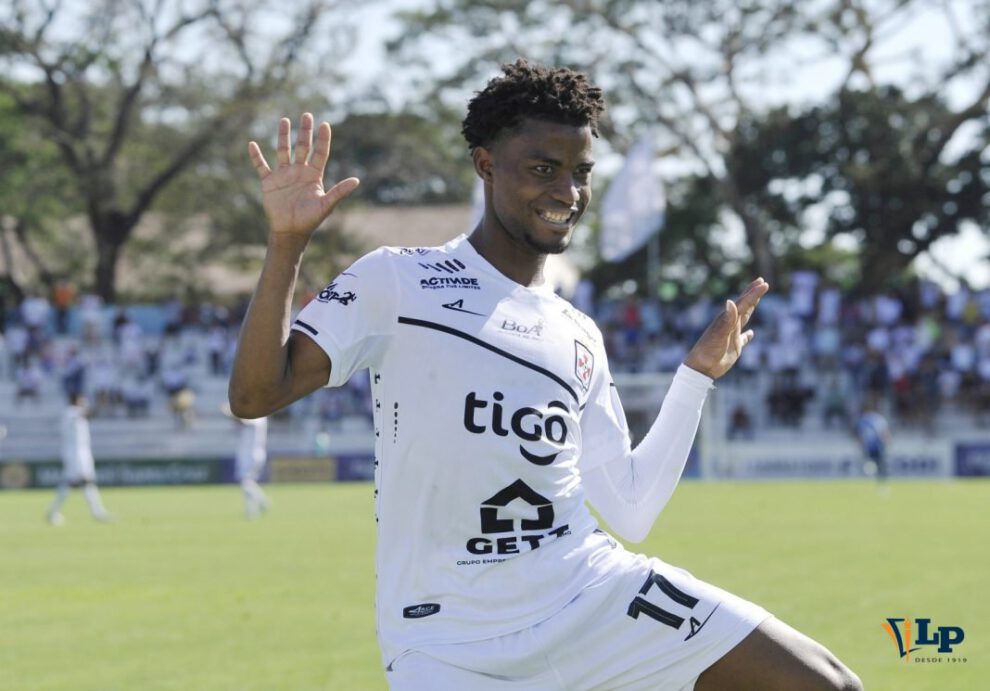 Dorny Romero refuerza al equipo de Always Ready en 2023