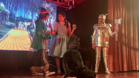 Estudiantes del Colegio Anglo Americano presentan El Mago de Oz