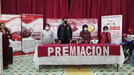 Rifa solidaria Fe y Alegría entrega premios en Oruro