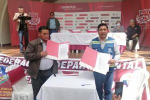 Pacto de gobernabilidad firmado entre Abdón Veliz y Adhemar Wilcarani