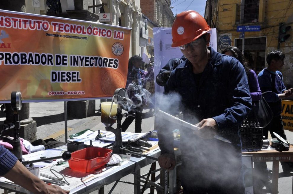 Actividades académicas en institutos superiores terminan el 9 de diciembre