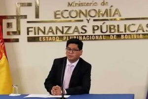 Ministro de Economía exhorta a deponer el paro indefinido por el Censo