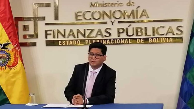 Ministro de Economía exhorta a deponer el paro indefinido por el Censo
