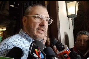 Rómulo Calvo advierte sobre la furia del cruceño