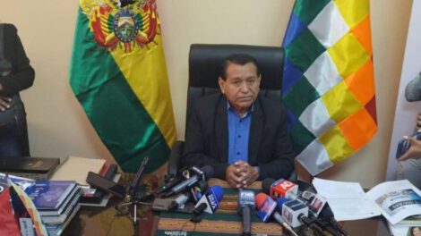 Viceministro anuncia enseñanza de inglés e idioma originario desde kínder