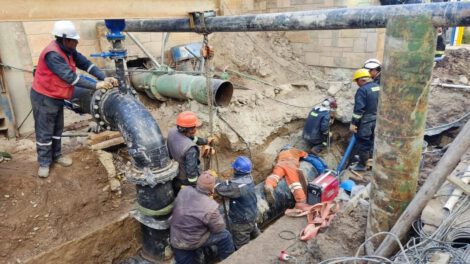 Trabajos para mejorar distribución de agua en el proyecto de Renovación del Sistema de Bombeo