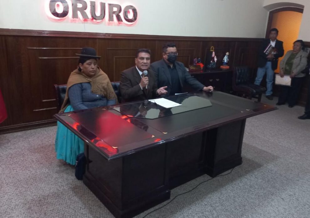 Compensación en distribución de recursos planteada por la Gobernación de Oruro