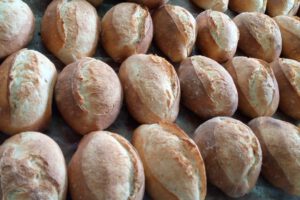 Incremento del precio del pan a 50 centavos desde 2023