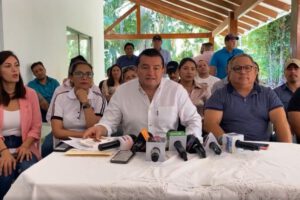 El alcalde Santa Cruz, Jhonny Fernández, en su pronunciamiento sobre el Proyecto de ley Brigada Parlamentaria Cruceña