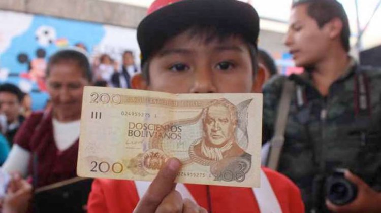 Imagen referencial de bono Juancito Pinto