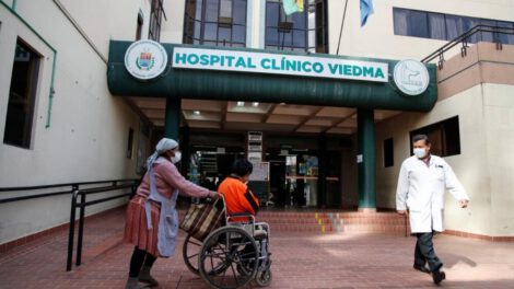 Trasplantes renales gratuitos en el hospital Viedma