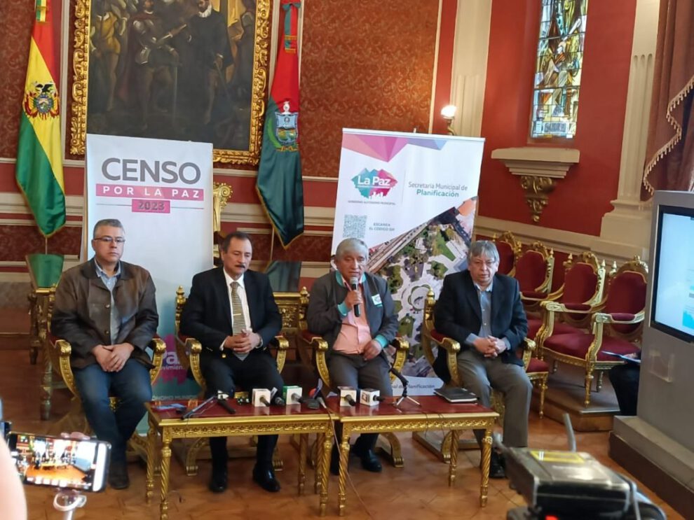 Ley sobre el Censo con Vicente Cuéllar e Iván Arias
