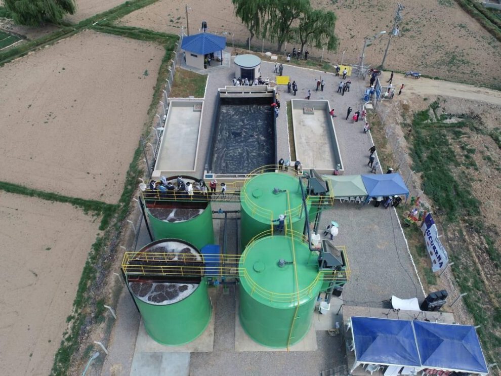 planta de tratamiento de aguas residuales en Villa Challacollo