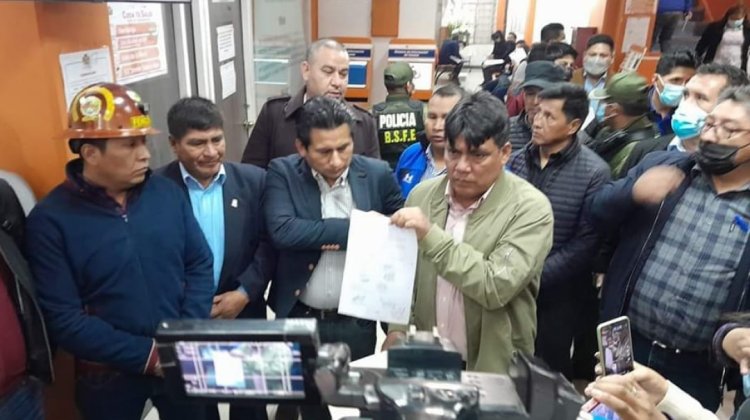 Denuncia de evistas contra arcistas en la Cámara de Diputados