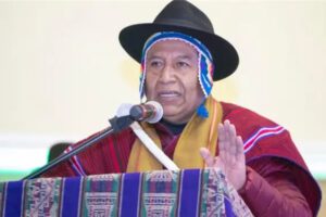 Choquehuanca repara errores de gestiones pasadas