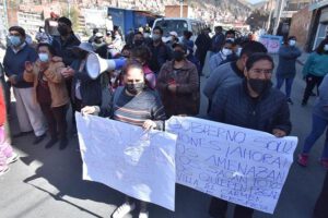 Mercado ilegal de coca en Villa El Carmen