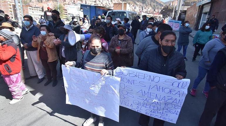 Mercado ilegal de coca en Villa El Carmen