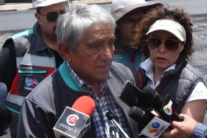 El alcalde de La Paz, Iván Arias, conversando sobre el Proyecto de ley del Censo