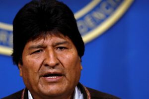 Evo Morales afirma que hay que sentar la mano a quienes inhabilitaron su candidatura