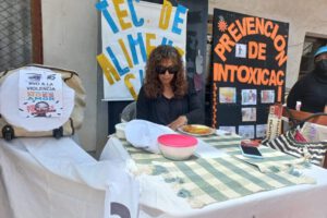 Estudiantes con ceguera aprenden métodos para ser independientes