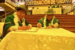 Electrificación en Huayllamarca con inversión de 8,1 millones de bolivianos