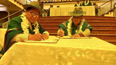 Electrificación en Huayllamarca con inversión de 8,1 millones de bolivianos