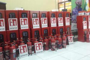 Equipos de emergencia en unidades educativas