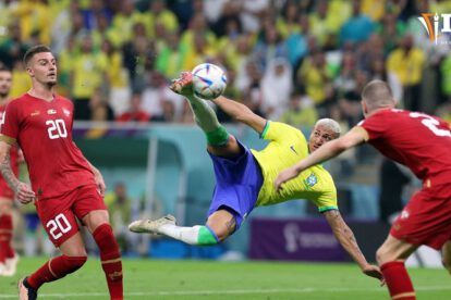 Richarlison anotó dos goles para el triunfo de Brasil