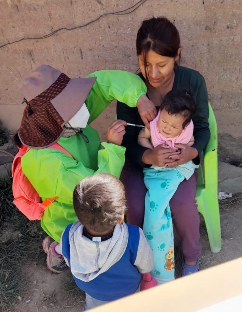 Cobertura de vacunación en Oruro