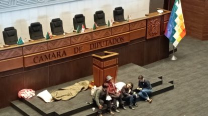 Vigilia de diputados de oposición en la Cámara Baja