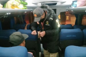 Control de permisos de viaje para menores por la DIO
