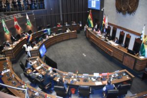 Sesión de la Cámara de Senadores sobre la Ley del Censo
