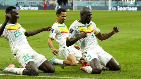 Senegal clasifica a octavos tras vencer a Ecuador