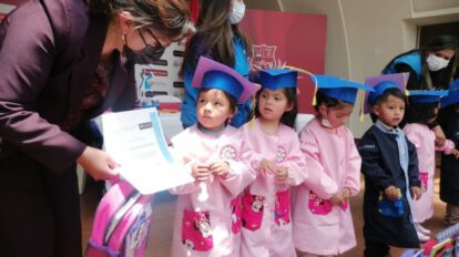 Graduación de niños en centros infantiles del Programa de Atención a Niños menores de seis años