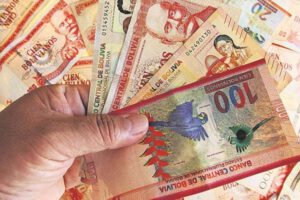 Microcrédito en Bolivia y su impacto en el Sistema Financiero Nacional