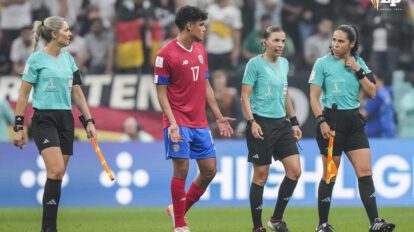 Mujeres árbitro Copa Mundial dirigen partido Alemania y Costa Rica