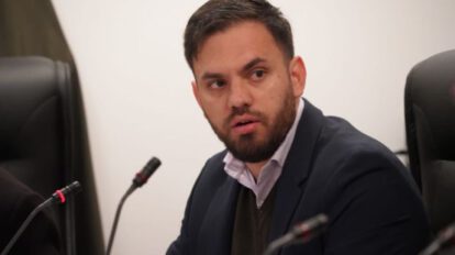 Interpelación a Del Castillo por violencia policial en Santa Cruz