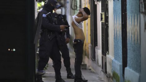 Guerra contra pandillas en El Salvador