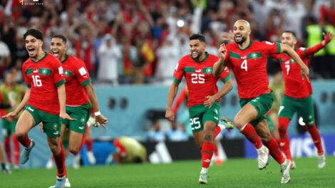 Festejo de los jugadores de Marruecos tras eliminar a España en el Mundial Qatar 2022