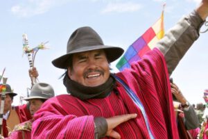 Gobernador de La Paz presenta proyecto de ley para declarar a El Mallku como héroe nacional