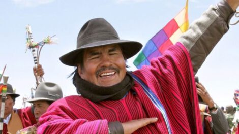 Gobernador de La Paz presenta proyecto de ley para declarar a El Mallku como héroe nacional