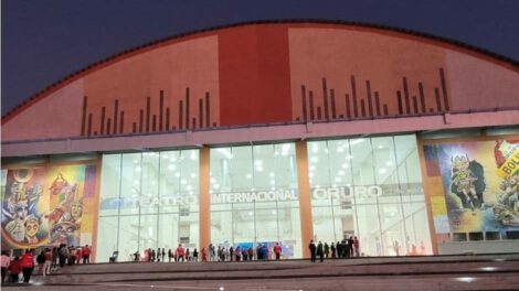 Artistas piden que se aproveche Teatro Internacional Oruro