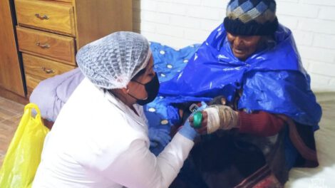 Anciana se encuentra refugiada en la Casa del Adulto Mayor