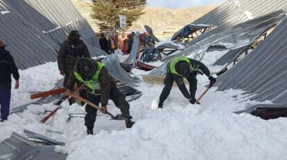 Granizo en Achacachi provoca caída de un tinglado