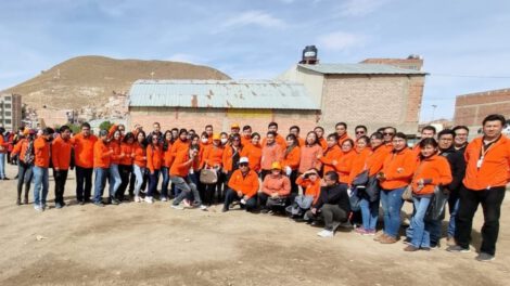 Ecolimpieza en el Coliseo Municipal de Voleibol
