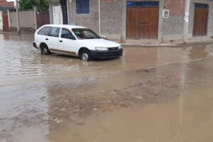 Lluvias torrenciales afectan a algunas zonas de la ciudad