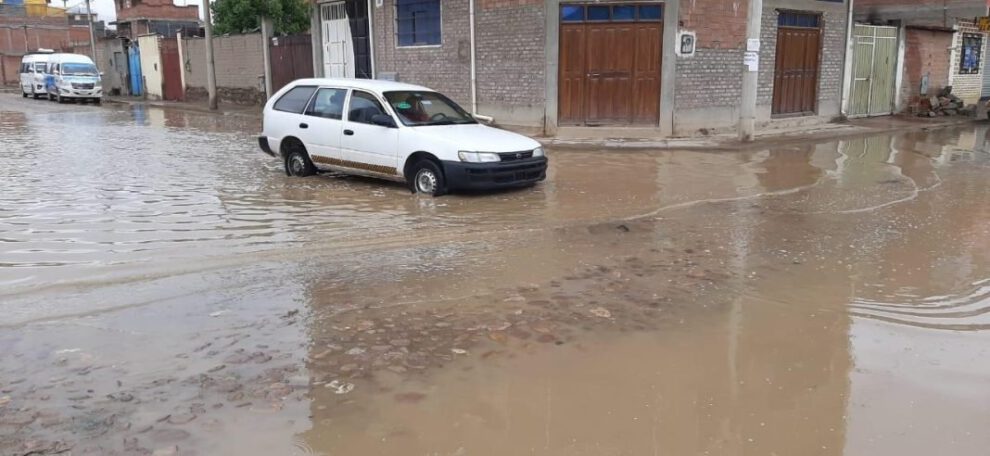 Lluvias torrenciales afectan a algunas zonas de la ciudad