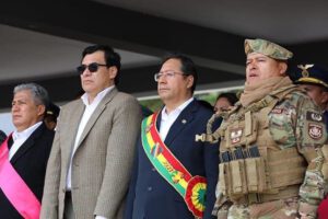 Desestabilizaciones en Santa Cruz con el Presidente Luis Arce y el jefe del Ejército