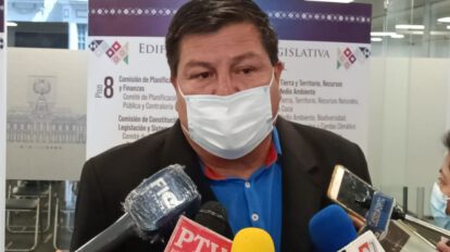 El diputado del Movimiento Al Socialismo (MAS), Delfort Burgos discute sobre el PGE 2023