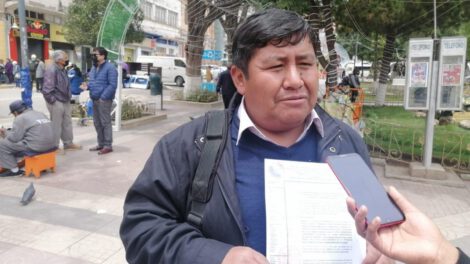 Tito Quispe asume como primer secretario general de la Confederación de Gremiales de Bolivia